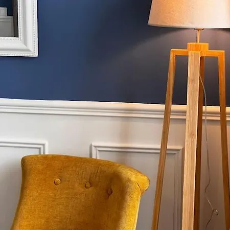 Richard Merrill 2 Personnes En Plein Centre Daire *