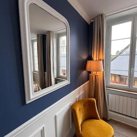 Apartment Richard Merrill 2 Personnes En Plein Centre Sainte-Mere-Eglise