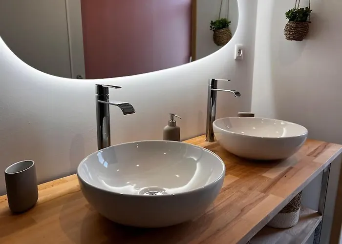 Richard Merrill 2 Personnes En Plein Centre